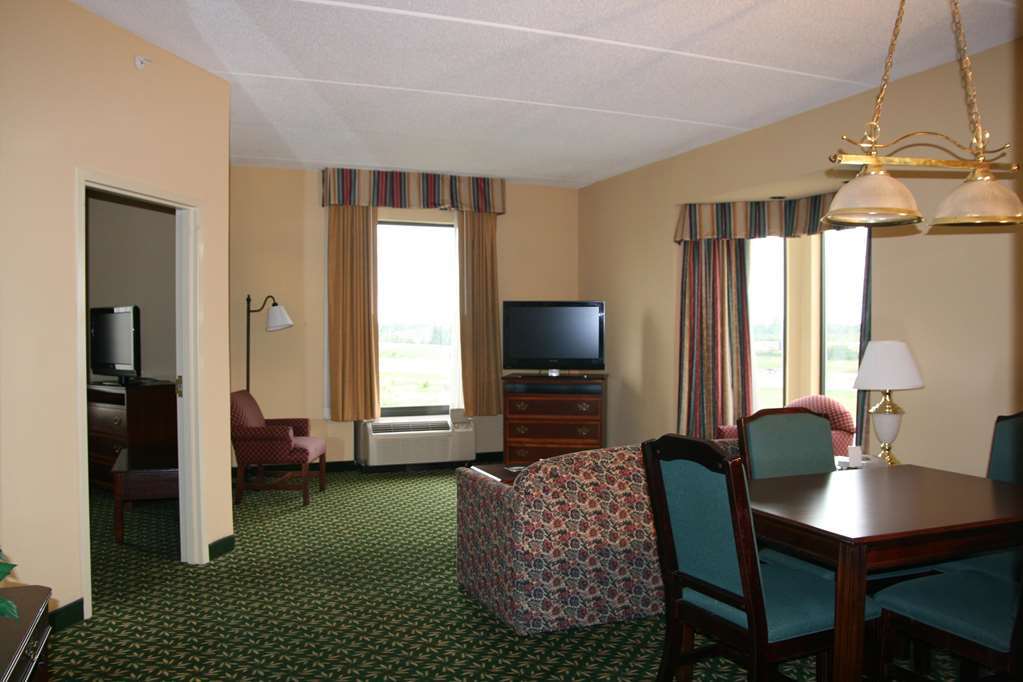 Hampton Northeast Hotel 3*